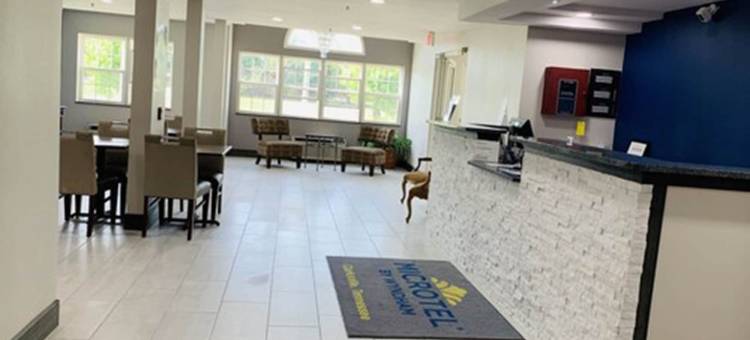 克拉克斯维尔麦客达温德姆酒店(Microtel Inn & Suites by Wyndham Clarksville)图片