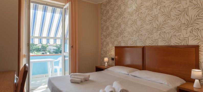 列巴埃特鲁斯卡酒店(Hotel Riva Etrusca)图片