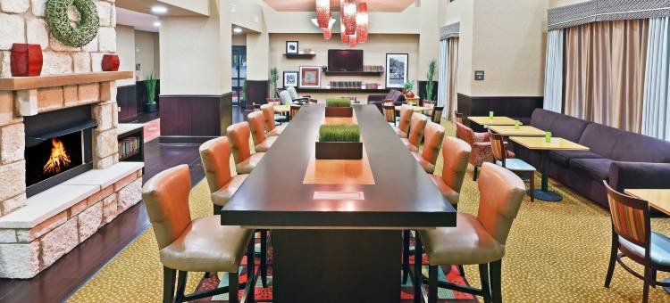 奥斯汀来柯维欢朋套房酒店(Hampton Inn & Suites Austin-Lakeway)图片