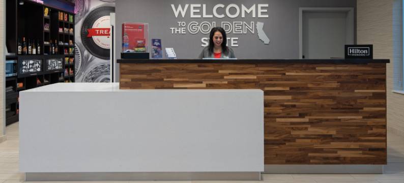 吉尔罗伊希尔顿欢朋套房酒店(Hampton Inn & Suites - Gilroy, CA)图片