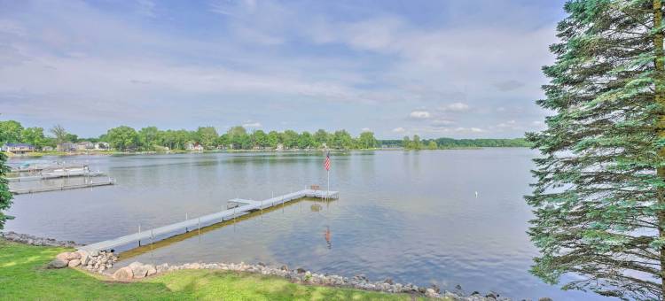 冷水家庭休闲处，配备船坞和烧烤架！(Coldwater Family Retreat with Boat Dock and Grill!)图片