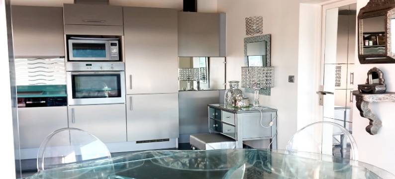 Village House in France with Private Pool图片