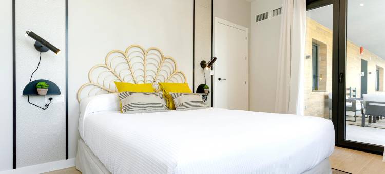 Apartment adapted for disabled with terrace and pool. Arruzafa IV图片