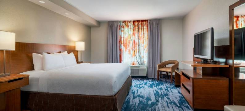 艾肯万枫酒店及套房(Fairfield Inn & Suites Aiken)图片