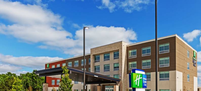 帕森斯洲际智选假日套房酒店(Holiday Inn Express & Suites Parsons by IHG)图片