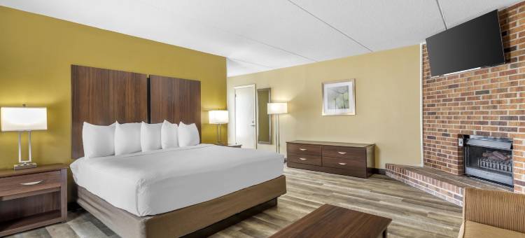 鸽子谷广场贝斯特韦斯特酒店(Best Western Plaza Inn)图片