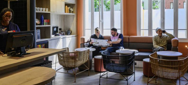 巴黎15区蒙帕纳斯大厦宜必思酒店(Ibis Paris Tour Montparnasse 15EME)图片