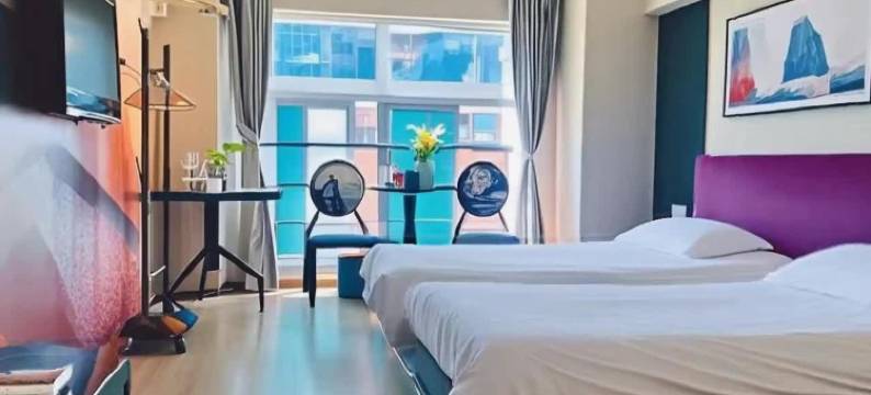 四季阳光主题客栈(三明麒麟山公园店)图片