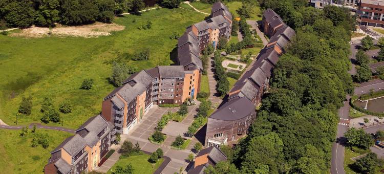 利默里大学的德罗莫埃乡村(Dromroe Village University of Limerick)图片