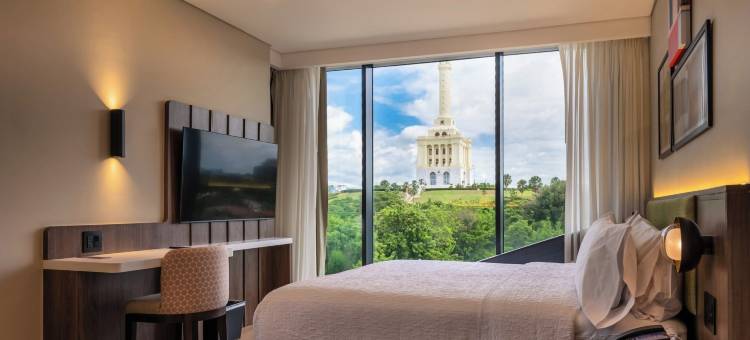 希尔顿欢朋酒店圣地亚哥-德洛斯卡瓦列罗斯(Hampton by Hilton Santiago de Los Caballeros)图片