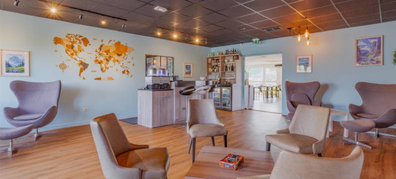 基里亚德酒店-里昂东-圣博内姆尔(Kyriad Lyon Est - Saint Bonnet de Mure)图片