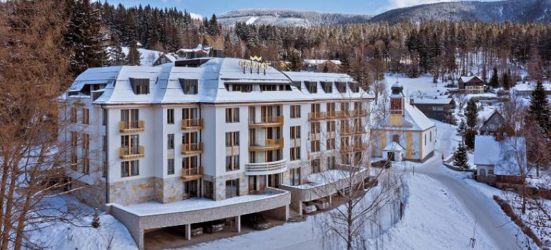 宫殿公寓(Palace Apartments)图片