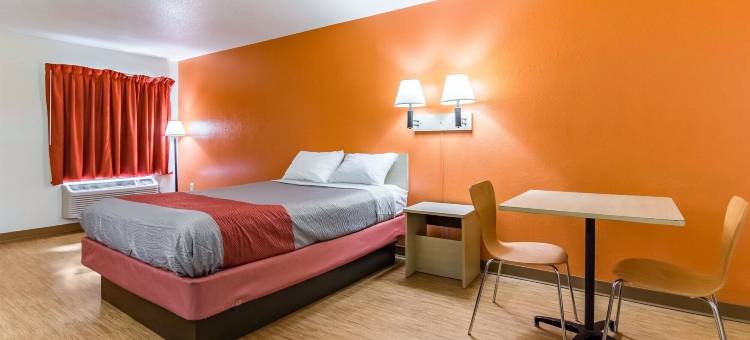 西南拉雷卡瑞6号汽车旅馆(Motel 6 Raleigh, NC Cary)图片