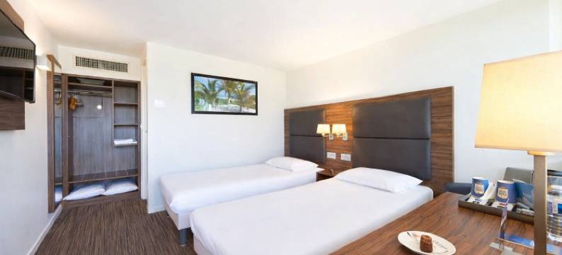 波尔多西部梅里尼亚克机场基里亚德酒店(Kyriad Bordeaux - MÉRIGNAC AÉROPORT)图片