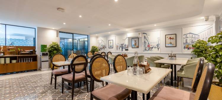 Saltstayz Premier 靠近第44区企业中心(Saltstayz Premier Near Sector 44 Corporate Hub)图片