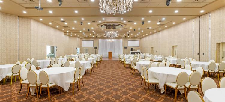 米逊贝斯特韦斯特优质酒店(Best Western Plus Mission City Lodge)图片