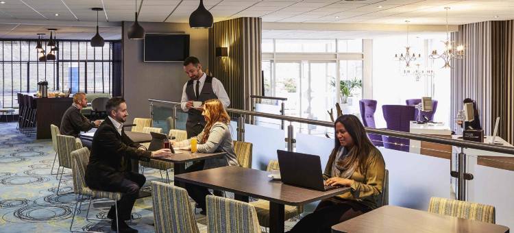 考文垂 M6/J3 诺富特酒店(Novotel Coventry M6 J3)图片