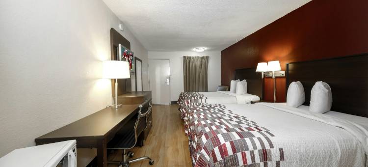 亚特兰大萨沃尼佐治亚购物中心红顶酒店(Red Roof Inn Atlanta - Suwanee/Mall of Georgia)图片