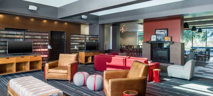 凤凰城迈措沃门户机场福朋喜来登酒店(Four Points by Sheraton at Phoenix Mesa Gateway Airport)图片