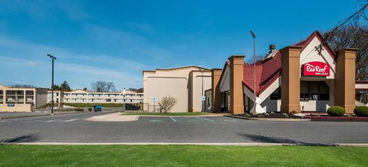 纽华克大学红顶套房酒店(Red Roof Inn & Suites Newark - University)图片