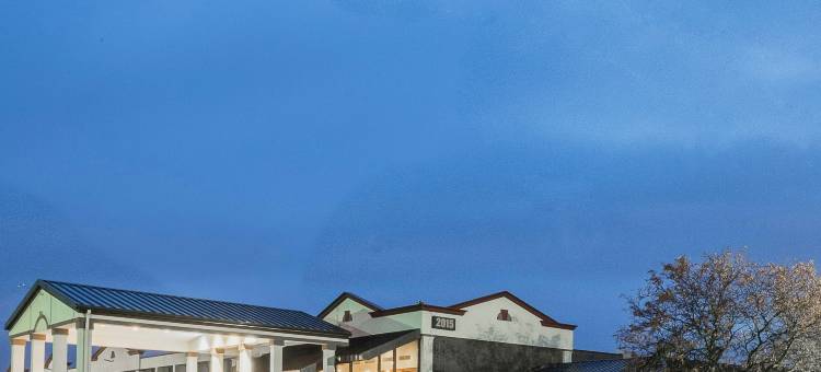 芒特荷里红顶套房酒店-麦圭尔空军基地(Red Roof Inn & Suites Mt Holly - McGuire AFB)图片