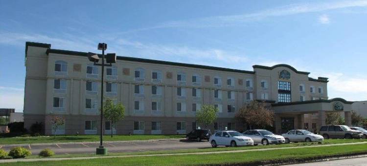 奥马哈机场市中心拉昆塔温德姆套房酒店(La Quinta Inn & Suites by Wyndham Omaha Airport Downtown)图片