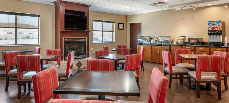 劳伦斯堡舒适酒店(Comfort Inn & Suites)图片