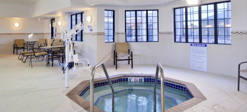 罗切斯特-西北商务路洲际Staybridge Suites酒店(Staybridge Suites ROCHESTER - COMMERCE DR NW by IHG)图片