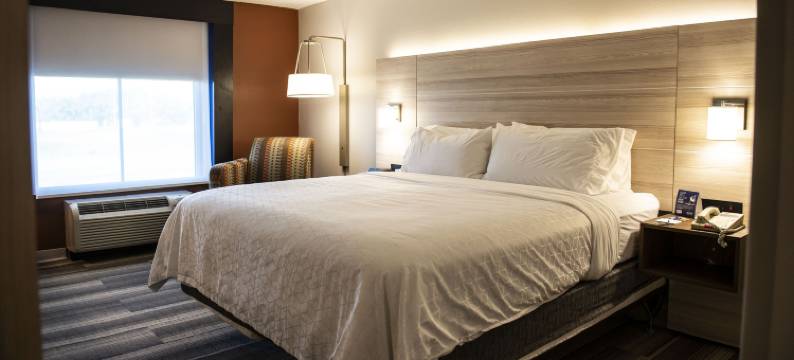 智选假日套房酒店锡代利亚 by IHG(Holiday Inn Express & Suites SEDALIA by IHG)图片