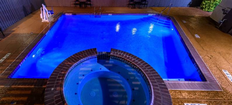 智选假日套房酒店巴斯特罗普(Holiday Inn Express & Suites BASTROP by IHG)图片