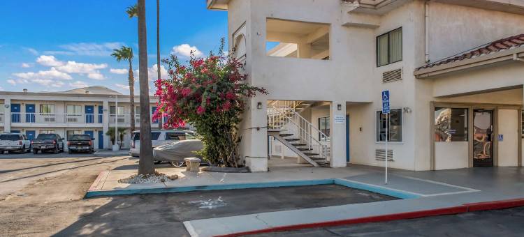 加利福尼亚韦斯特利 6 号汽车旅馆(Motel 6 Westley, CA)图片