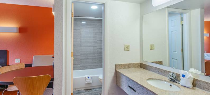 弗吉尼亚温彻斯特6号汽车旅馆(Motel 6 Winchester, VA)图片