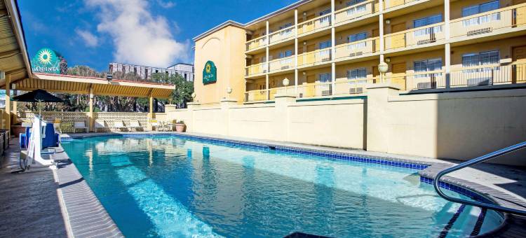 奥斯汀国会大厦市中心拉昆塔温德姆酒店(La Quinta Inn by Wyndham Austin Capitol / Downtown)图片