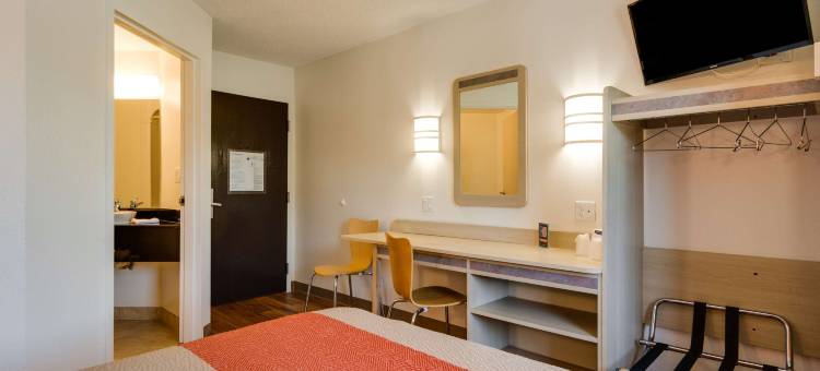 里西亚斯普林亚特兰大华美达酒店(Ramada by Wyndham Lithia Springs Atlanta)图片