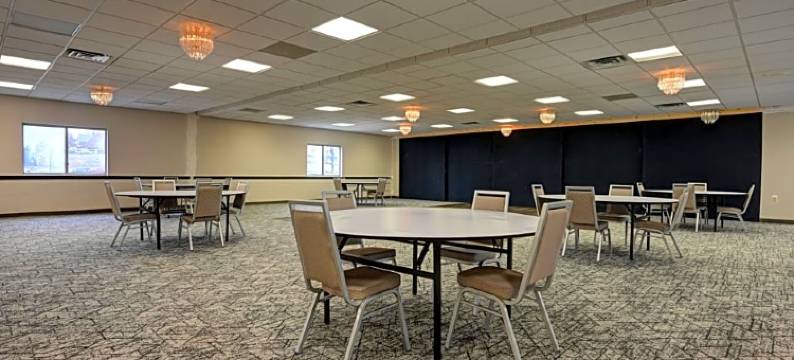 南达科他皮尔丽怡酒店(Country Inn & Suites by Radisson, Pierre, SD)图片