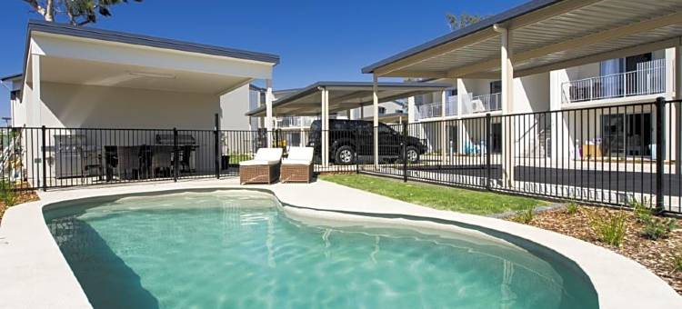 米德尔芒特盛橡套房酒店(Oaks Middlemount Suites)图片