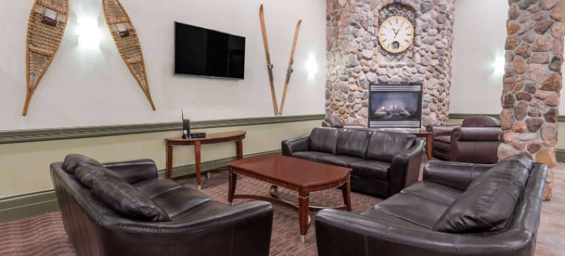 欣顿温德姆华美达酒店(Ramada by Wyndham Hinton)图片