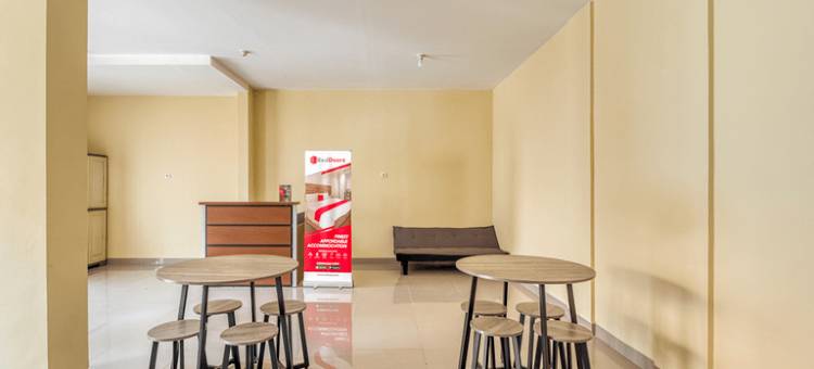 近马里奥博罗拉迈购物中心红多兹酒店(RedDoorz Near Ramai Mall Malioboro)图片