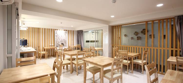 超级 OYO 483 考山帕尼酒店(Super OYO 483 Pannee Hotel Khaosan)图片