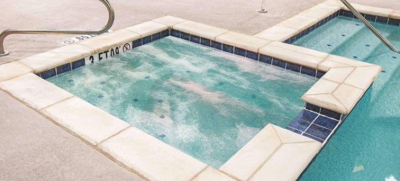 科罗拉多城，德州品质酒店及套房(Quality Inn & Suites Colorado City, TX)图片