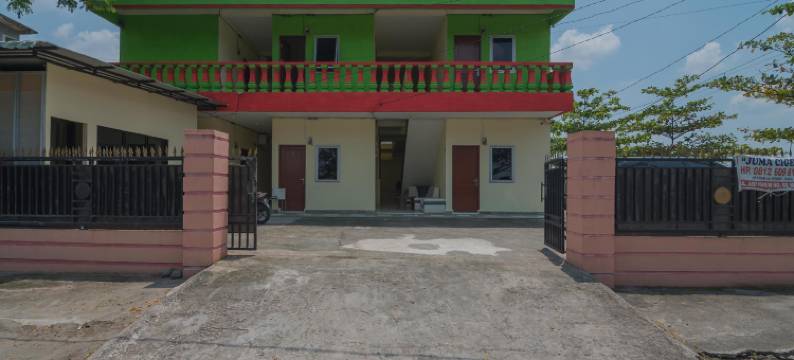 红多兹酒店-近棉兰国立理工学院(RedDoorz Near Politeknik Negeri Medan)图片