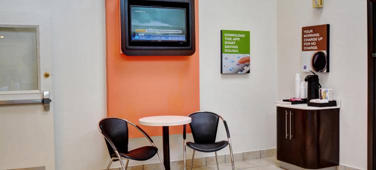 纽波特罗德岛6号汽车旅馆(Motel 6 Newport, RI)图片