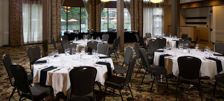 雷丁红狮酒店(Red Lion Hotel Redding)图片