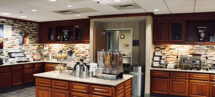 箭镟贝斯特韦斯特优质酒店(Best Western Plus Arrowhead Hotel)图片