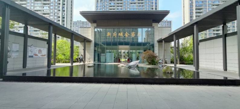 房东东方升起公寓(工人西路分店)图片