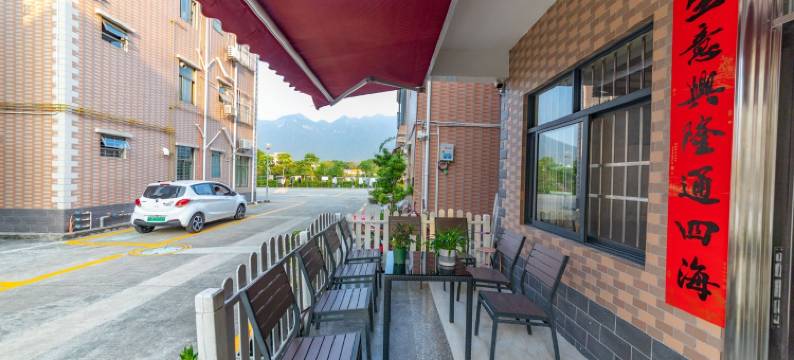 深圳靠海小镇客栈图片