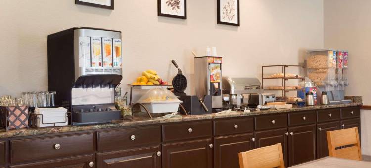 由雷迪森经营的乡村客栈，位于诺曼大学附近(Country Inn & Suites by Radisson, Norman Near University)图片