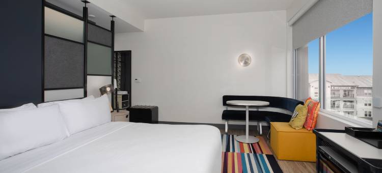 奥马哈阿克萨本村雅乐轩酒店(Aloft Omaha Aksarben Village)图片