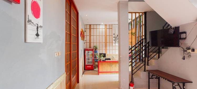 红多兹酒店@泗水马努干(RedDoorz @ Manukan Surabaya)图片