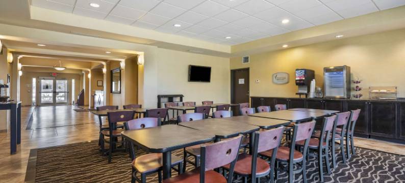 舒眠酒店及套房(Sleep Inn & Suites)图片